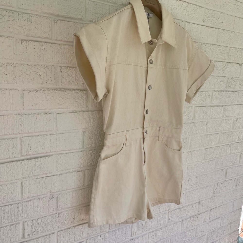 NEW Zara Short Demin Jumpsuit Z1975 White Size Small NWT - Picture 3 of 10